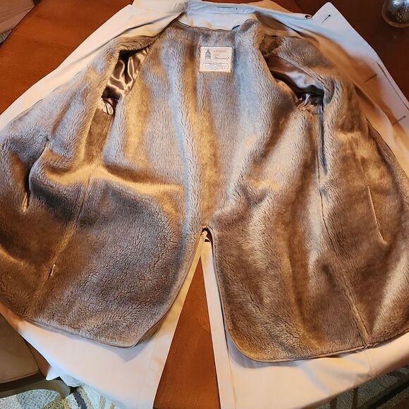 London Fog Vintage Maincoats Insulated Lined Hidden Buttons Trench Coat, 40R Tan - Picture 4 of 10